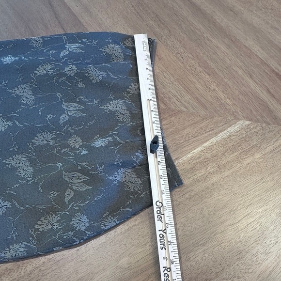 2 Piece‎ Taupe Skirt Suit Le Suit Petite Women's Floral Print Size 6P - Picture 9 of 13